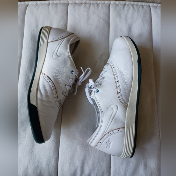 Nike Women's White Golf Shoes_9.5 - Picture 8 of 10